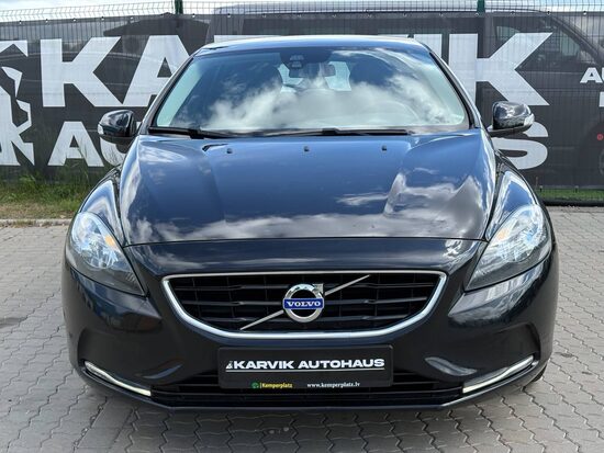 Volvo V40 D2